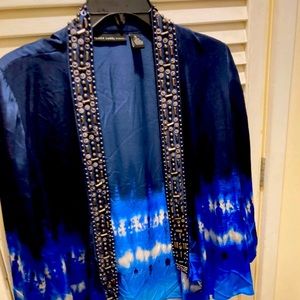 Vest with stones.  BlAck LABEL BY
 BOYS
 00 / XXXS • Satisfactory • Boy's